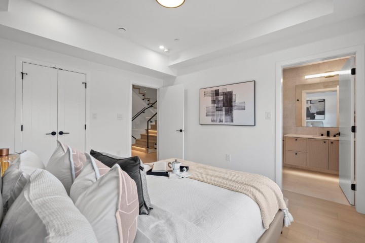 Photo 25 at 2 - 3255 W 13th Avenue, Kitsilano, Vancouver West