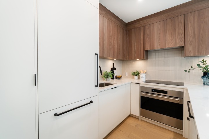 Photo 13 at 124 - 1552 E 3rd Avenue, Grandview Woodland, Vancouver East