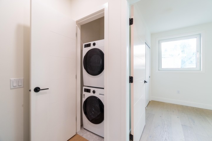 Photo 20 at 124 - 1552 E 3rd Avenue, Grandview Woodland, Vancouver East