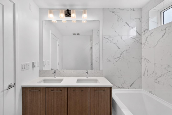 Photo 30 at 561 W 29th Avenue, Cambie, Vancouver West