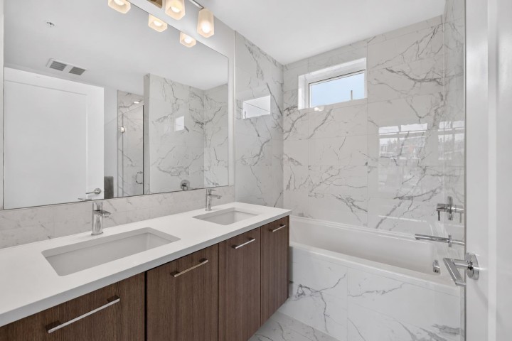 Photo 31 at 561 W 29th Avenue, Cambie, Vancouver West
