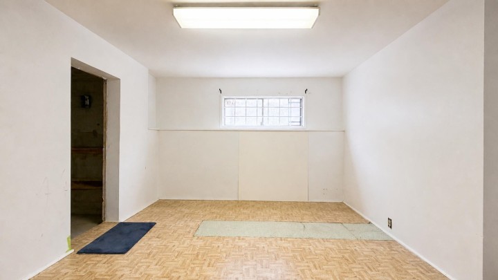 Photo 27 at 817 W 64th Avenue, Marpole, Vancouver West
