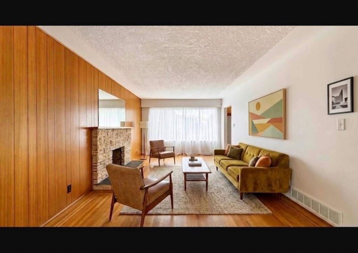Photo 3 at 817 W 64th Avenue, Marpole, Vancouver West
