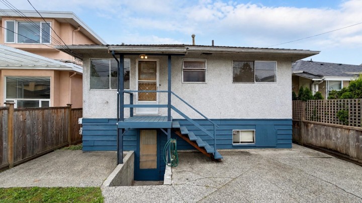 Photo 34 at 817 W 64th Avenue, Marpole, Vancouver West