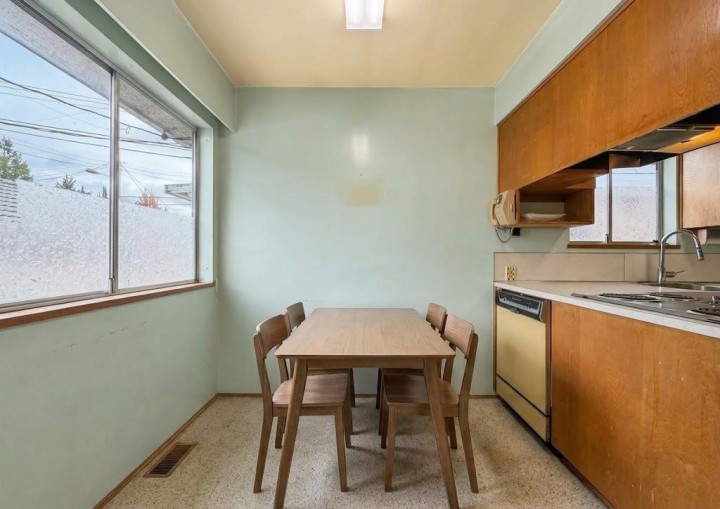 Photo 19 at 817 W 64th Avenue, Marpole, Vancouver West