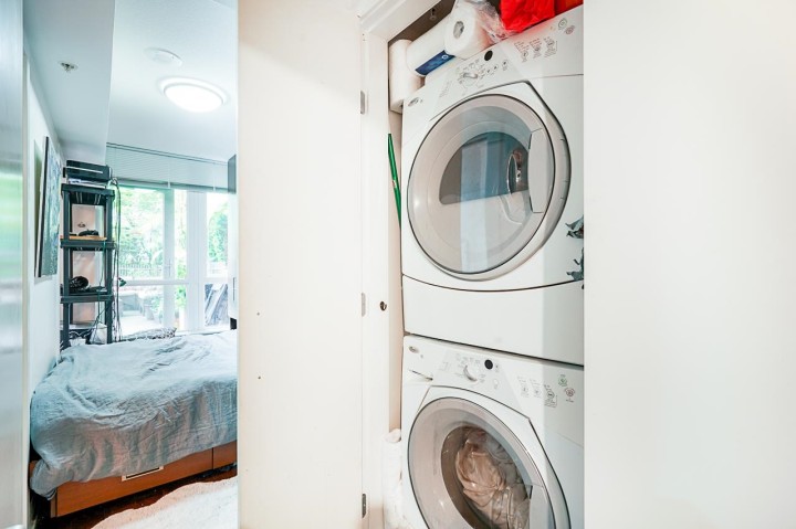 Photo 17 at 210 - 1055 Richards Street, Downtown VW, Vancouver West
