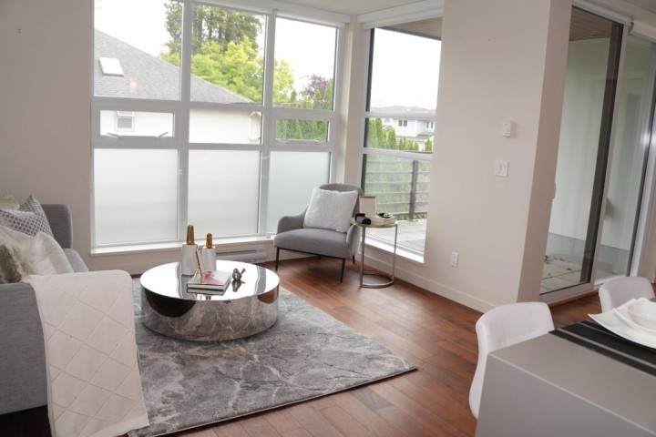 Photo 4 at 203 - 2095 W 44th Avenue, Kerrisdale, Vancouver West