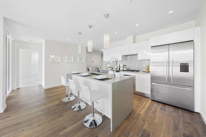 Photo 8 at 203 - 2095 W 44th Avenue, Kerrisdale, Vancouver West