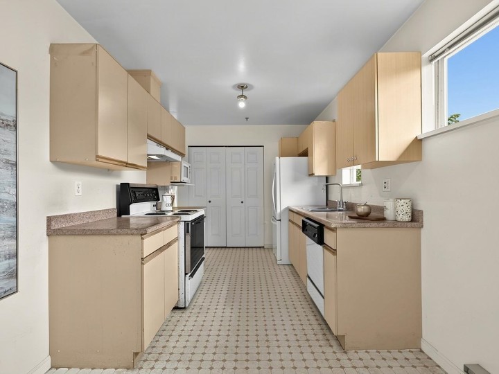 Photo 16 at 14 - 4157 Sophia Street, Main, Vancouver East