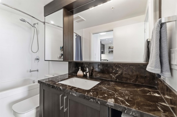 Photo 17 at 615 - 5598 Ormidale Street, Collingwood VE, Vancouver East