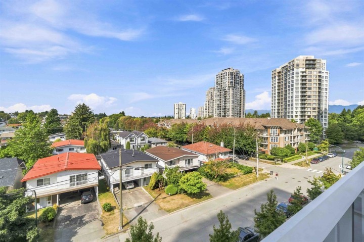 Photo 22 at 615 - 5598 Ormidale Street, Collingwood VE, Vancouver East