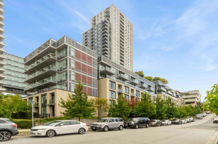 Photo 1 at 615 - 5598 Ormidale Street, Collingwood VE, Vancouver East