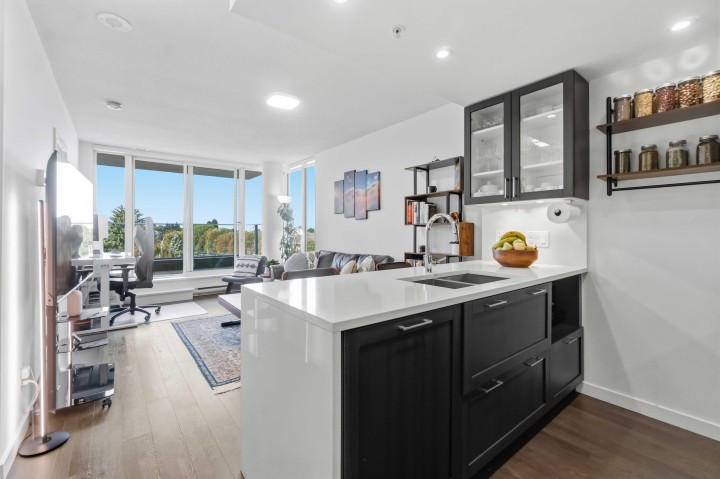 Photo 5 at 615 - 5598 Ormidale Street, Collingwood VE, Vancouver East