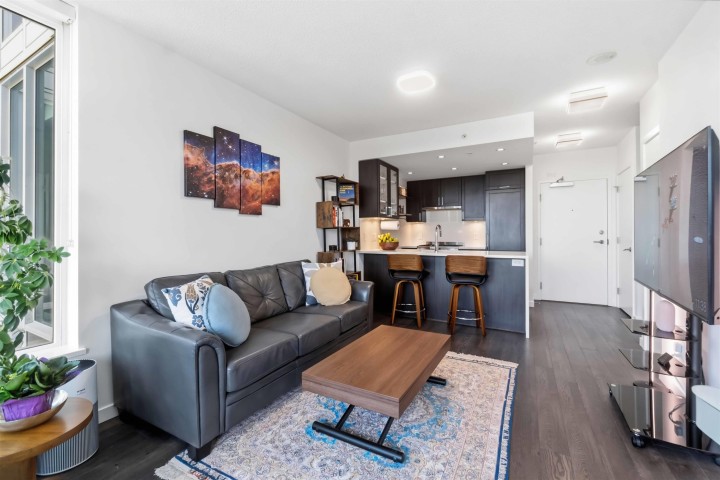 Photo 11 at 615 - 5598 Ormidale Street, Collingwood VE, Vancouver East