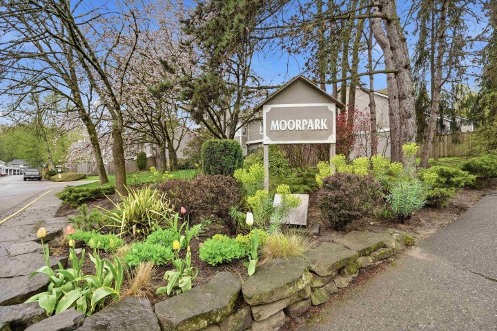 Photo 5 at 3407 Lynmoor Place, Champlain Heights, Vancouver East