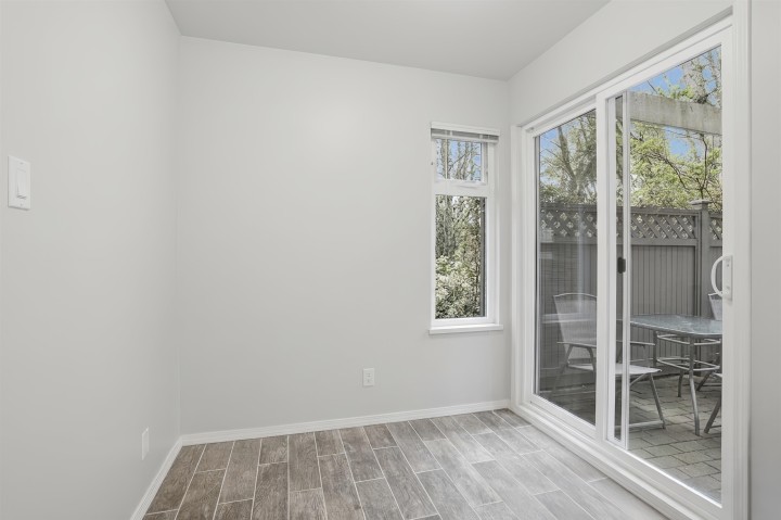 Photo 11 at 3407 Lynmoor Place, Champlain Heights, Vancouver East