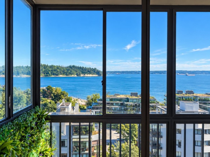 Photo 6 at 1102 - 555 13th Street, Ambleside, West Vancouver