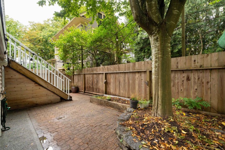 Photo 31 at 2537 Woodland Drive, Grandview Woodland, Vancouver East