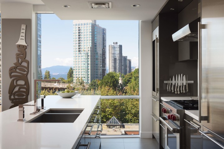 Photo 16 at 805 - 1455 Howe Street, Yaletown, Vancouver West