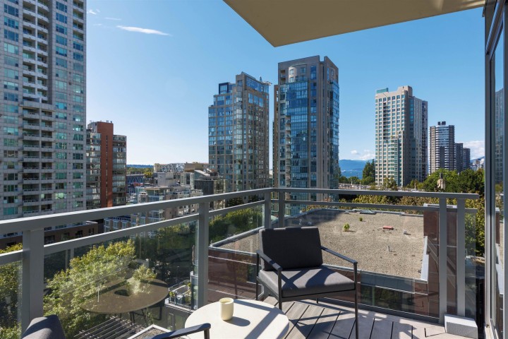 Photo 26 at 805 - 1455 Howe Street, Yaletown, Vancouver West
