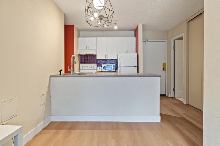 Photo 10 at 206 - 950 Drake Street, Downtown VW, Vancouver West