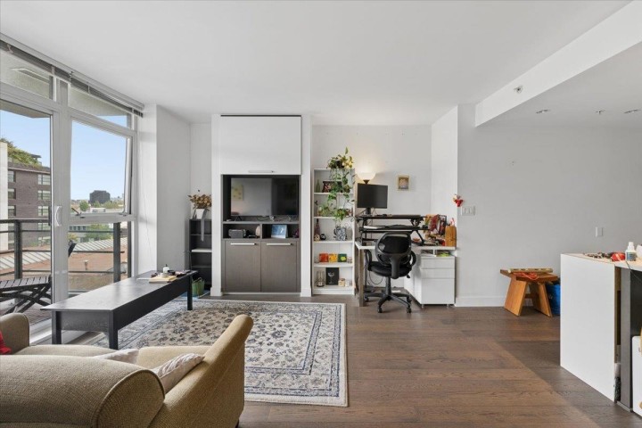 Photo 4 at 608 - 288 W 1st Avenue, False Creek, Vancouver West