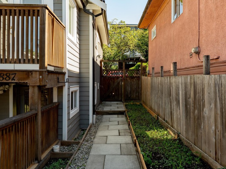 Photo 23 at 4883 Beatrice Street, Victoria VE, Vancouver East