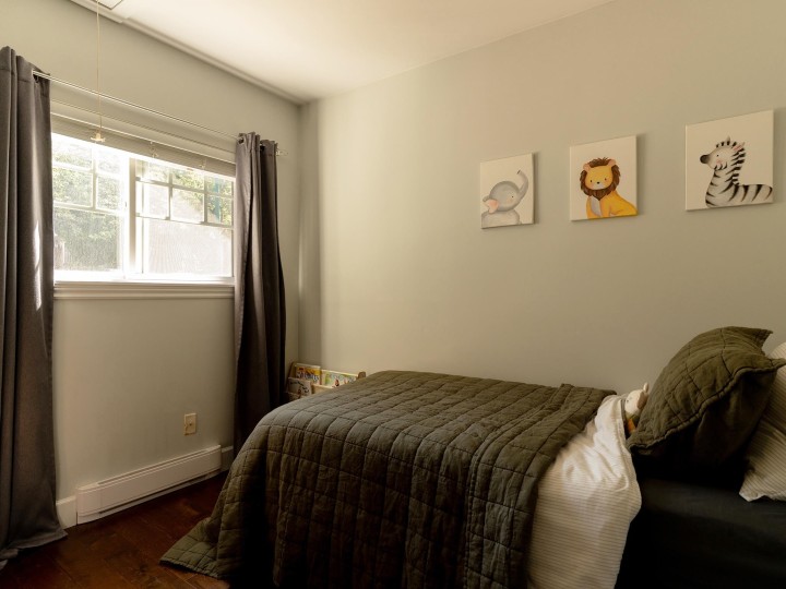 Photo 8 at 4883 Beatrice Street, Victoria VE, Vancouver East