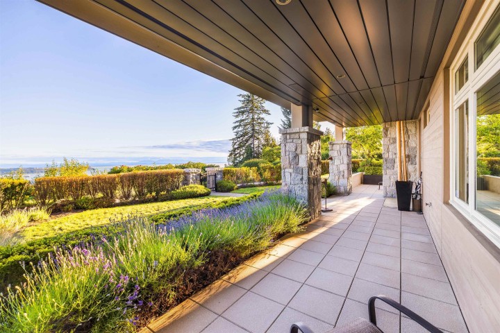 Photo 33 at 101 - 2535 Garden Court, Whitby Estates, West Vancouver