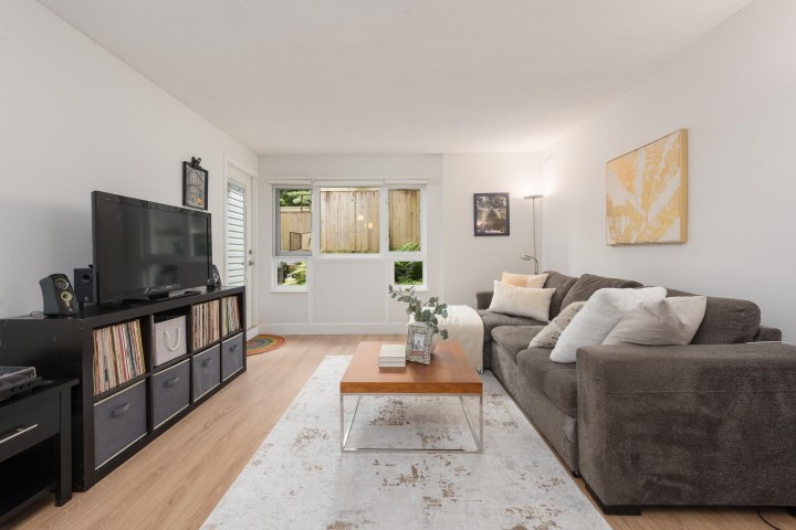 Photo 5 at 104 - 1330 Graveley Street, Grandview Woodland, Vancouver East