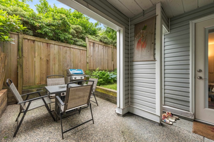 Photo 8 at 104 - 1330 Graveley Street, Grandview Woodland, Vancouver East
