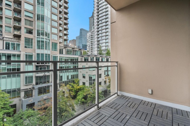 Photo 18 at 702 - 888 Homer Street, Downtown VW, Vancouver West