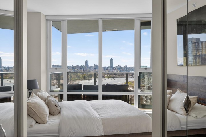 Photo 23 at 2503 - 8 Smithe Mews, Yaletown, Vancouver West
