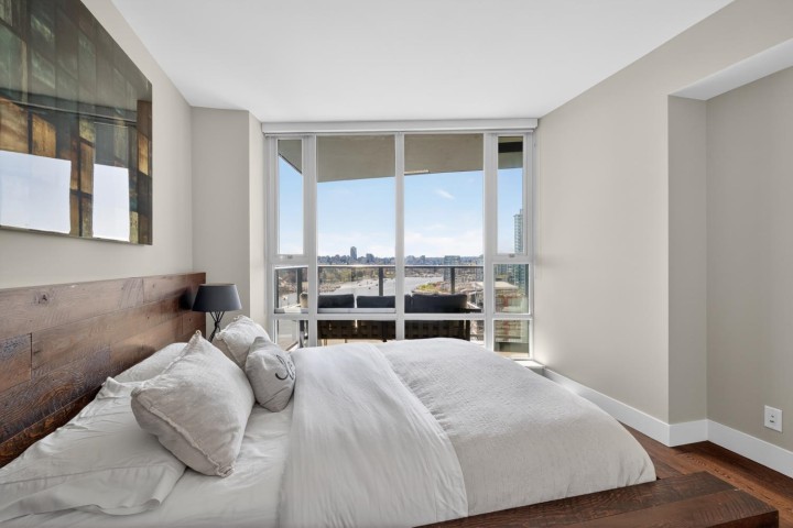 Photo 22 at 2503 - 8 Smithe Mews, Yaletown, Vancouver West