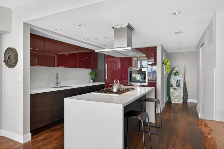 Photo 3 at 2503 - 8 Smithe Mews, Yaletown, Vancouver West