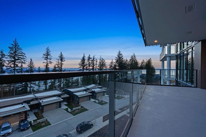 Photo 2 at 602 - 3963 Uplands Way, Cypress Park Estates, West Vancouver