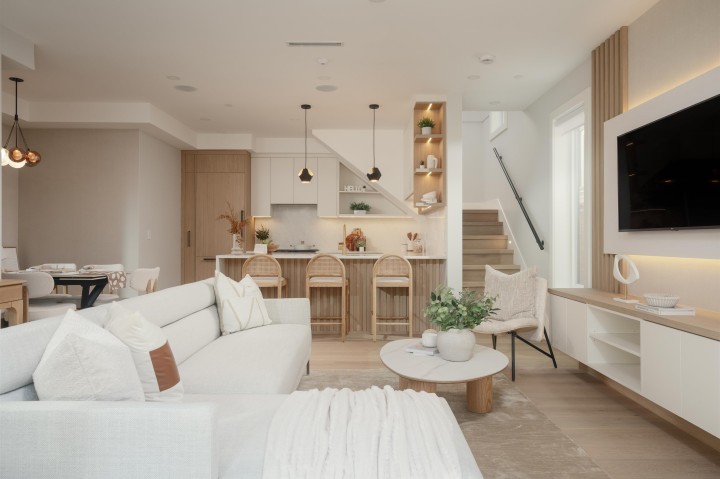 Photo 6 at 1 - 470 W 20 Avenue, Cambie, Vancouver West