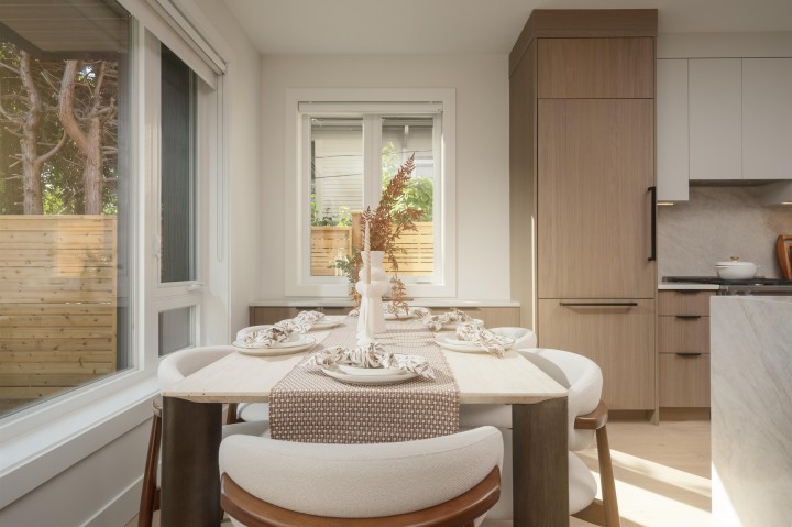Photo 2 at 2 - 470 W 20 Avenue, Cambie, Vancouver West