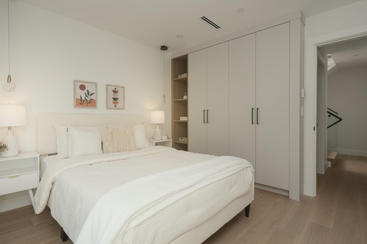 Photo 16 at 2 - 470 W 20 Avenue, Cambie, Vancouver West