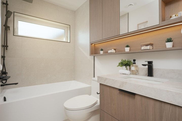 Photo 18 at 2 - 470 W 20 Avenue, Cambie, Vancouver West
