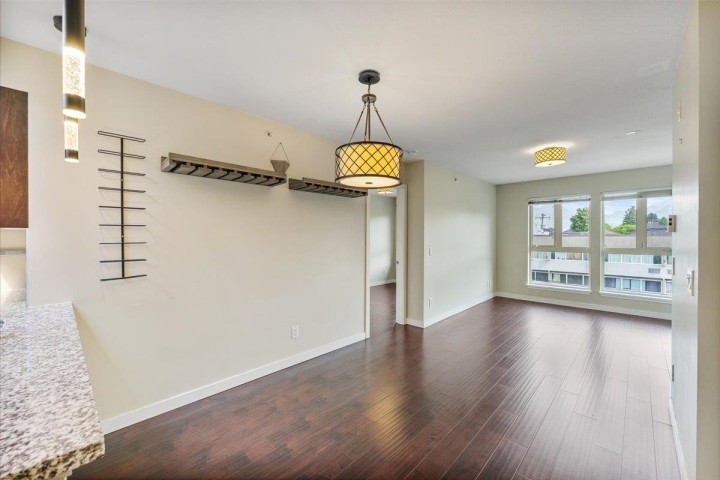 Photo 12 at 411 - 405 Skeena Street, Renfrew VE, Vancouver East