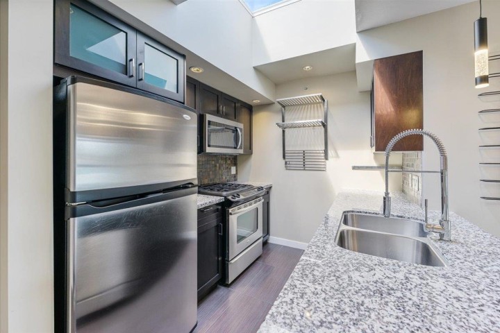 Photo 7 at 411 - 405 Skeena Street, Renfrew VE, Vancouver East