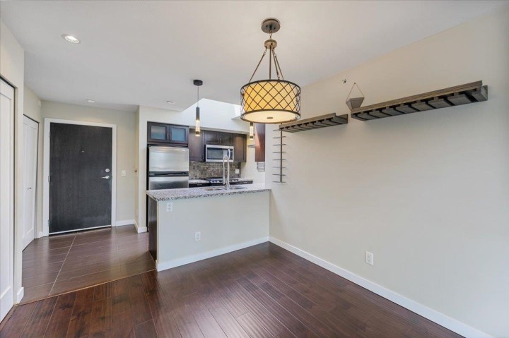 Photo 10 at 411 - 405 Skeena Street, Renfrew VE, Vancouver East