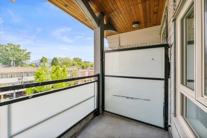 Photo 15 at 411 - 405 Skeena Street, Renfrew VE, Vancouver East