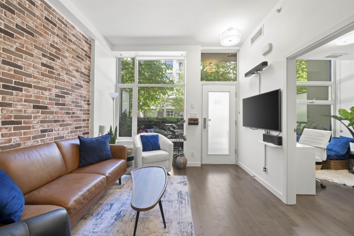 Photo 1 at 70 W 1st Avenue, False Creek, Vancouver West
