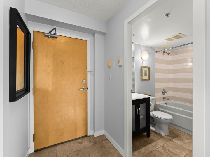 Photo 23 at 401 - 1238 Richards Street, Yaletown, Vancouver West