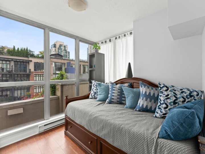 Photo 13 at 401 - 1238 Richards Street, Yaletown, Vancouver West