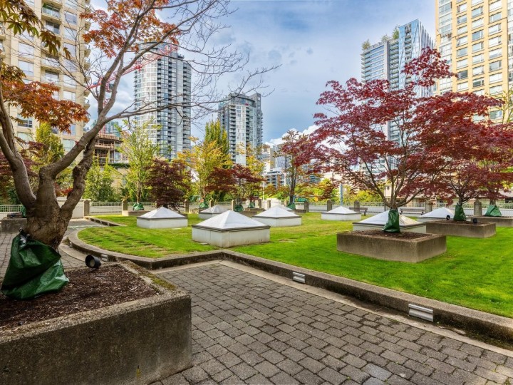 Photo 36 at 401 - 1238 Richards Street, Yaletown, Vancouver West