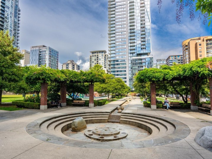 Photo 38 at 401 - 1238 Richards Street, Yaletown, Vancouver West