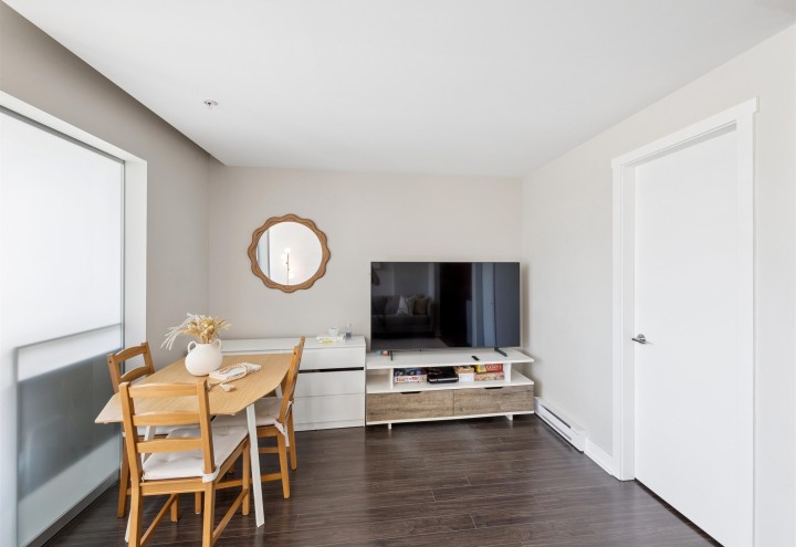 Photo 13 at 811 - 1777 W 7th Avenue, Fairview VW, Vancouver West